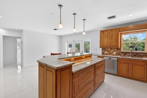 Villa ou maison à vendre à Wilton Manors, Floride: 2 chambres, 108.6 m2 № 2083950 - photo 10