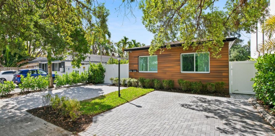House in Fort Lauderdale, Florida 4 bedrooms, 149.48 sq.m. № 2182889