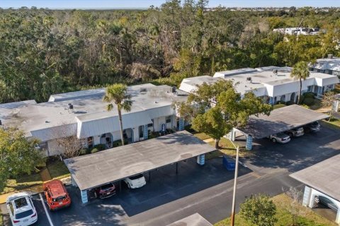 Condo in New Port Richey, Florida, 2 bedrooms  № 1905687 - photo 27