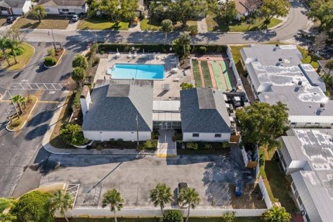 Condo in New Port Richey, Florida, 2 bedrooms  № 1905687 - photo 29