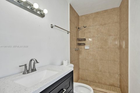Villa ou maison à vendre à Miramar, Floride: 4 chambres, 111.02 m2 № 2080863 - photo 20