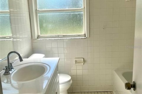 Villa ou maison à vendre à Kissimmee, Floride: 2 chambres, 82.59 m2 № 1757367 - photo 5