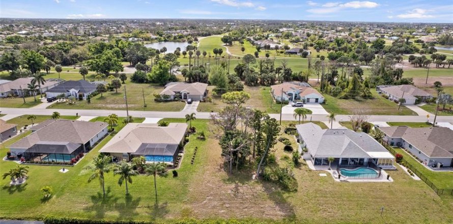 Land in Rotonda, Florida № 1555459