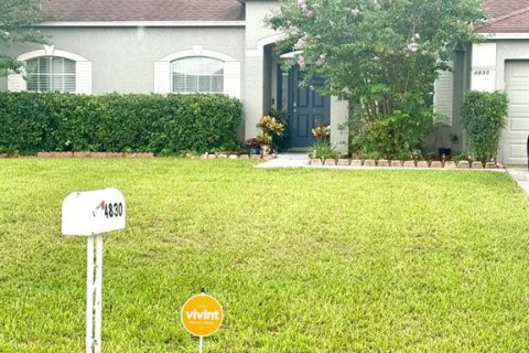 Casa en venta en Ocala, Florida, 3 dormitorios, 198.07 m2 № 1906545 - foto 2