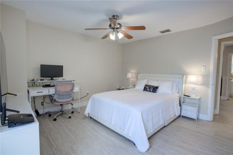 Touwnhouse à vendre à Tampa, Floride: 2 chambres, 111.48 m2 № 1857641 - photo 17