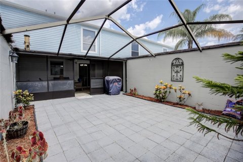 Touwnhouse à vendre à Tampa, Floride: 2 chambres, 111.48 m2 № 1857641 - photo 23
