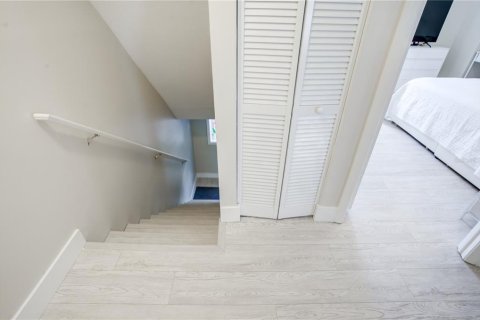 Touwnhouse à vendre à Tampa, Floride: 2 chambres, 111.48 m2 № 1857641 - photo 11
