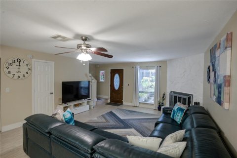 Touwnhouse à vendre à Tampa, Floride: 2 chambres, 111.48 m2 № 1857641 - photo 3