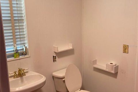 House in Tampa, Florida 3 bedrooms, 118.17 sq.m. № 2210913 - photo 10