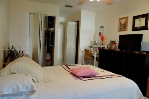 Adosado en venta en Aventura, Florida, 3 dormitorios, 160.07 m2 № 1961588 - foto 23