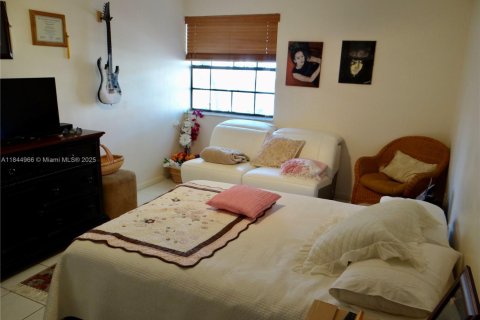 Adosado en venta en Aventura, Florida, 3 dormitorios, 160.07 m2 № 1961588 - foto 22