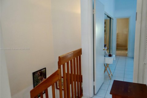 Adosado en venta en Aventura, Florida, 3 dormitorios, 160.07 m2 № 1961588 - foto 16