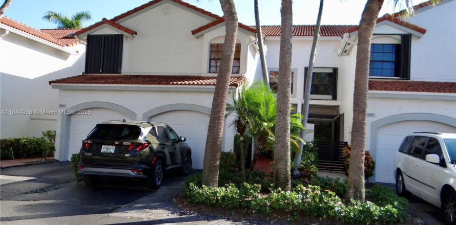 Adosado en Aventura, Florida 3 dormitorios, 160.07 m2 № 1961588