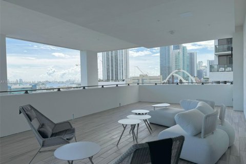 Apartamento en alquiler en Miami, Florida, 1 dormitorio № 2060195 - foto 5