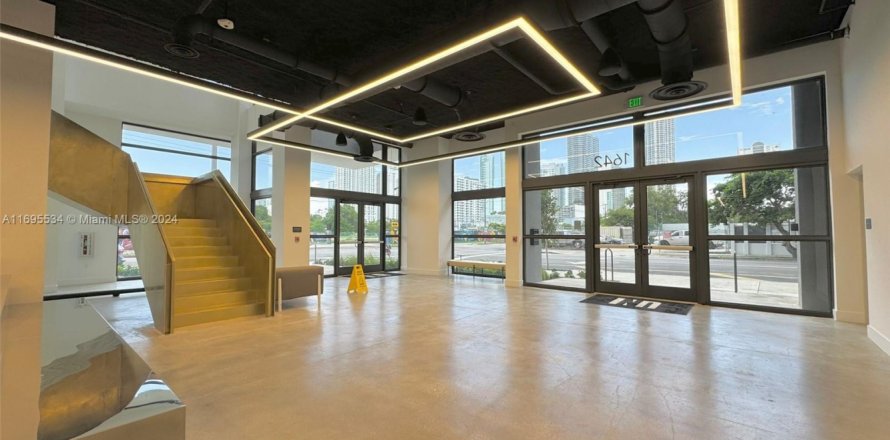 Apartamento en Miami, Florida 1 dormitorio № 2060195