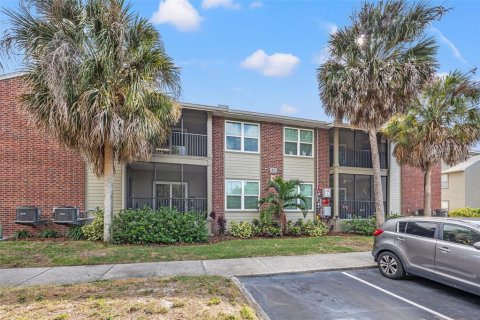 Copropriété à louer à Saint Petersburg, Floride: 3 chambres, 94.3 m2 № 1681249 - photo 2