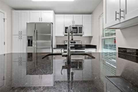 Copropriété à louer à Saint Petersburg, Floride: 3 chambres, 94.3 m2 № 1681249 - photo 10