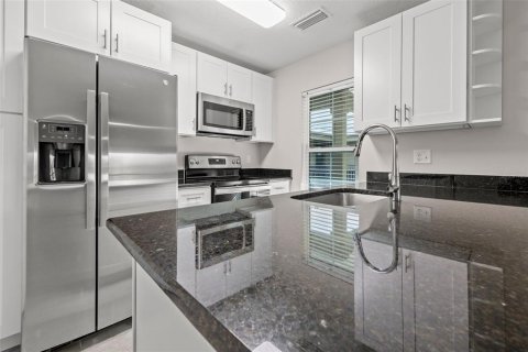 Copropriété à louer à Saint Petersburg, Floride: 3 chambres, 94.3 m2 № 1681249 - photo 9