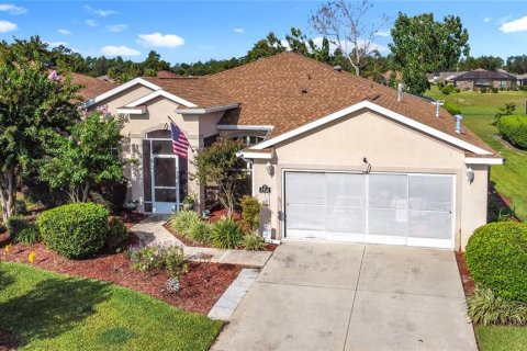 House in Ocala, Florida 3 bedrooms, 209.59 sq.m. № 1899017 - photo 1
