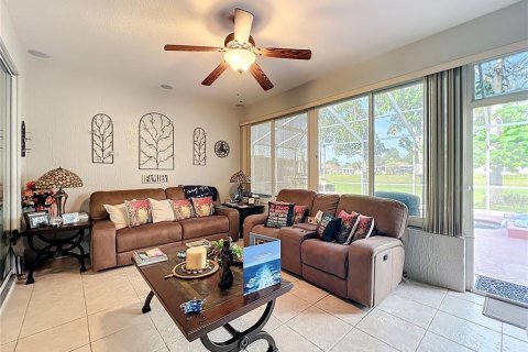 House in Ocala, Florida 3 bedrooms, 209.59 sq.m. № 1899017 - photo 18