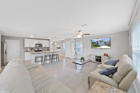 Casa en venta en Wimauma, Florida, 4 dormitorios, 216.28 m2 № 1547952 - foto 14