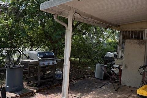 Villa ou maison à vendre à Miami Gardens, Floride: 3 chambres, 75.81 m2 № 1955200 - photo 3
