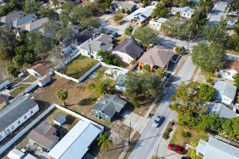 House in Tarpon Springs, Florida 2 bedrooms, 65.77 sq.m. № 1909700 - photo 9