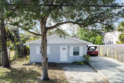 House in Tarpon Springs, Florida 2 bedrooms, 65.77 sq.m. № 1909700 - photo 3