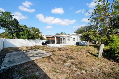 House in Tarpon Springs, Florida 2 bedrooms, 65.77 sq.m. № 1909700 - photo 22