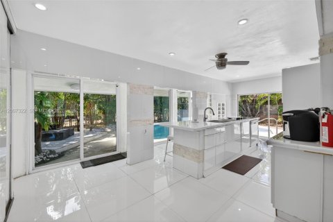 Villa ou maison à vendre à Fort Lauderdale, Floride: 4 chambres, 191.01 m2 № 2072865 - photo 17