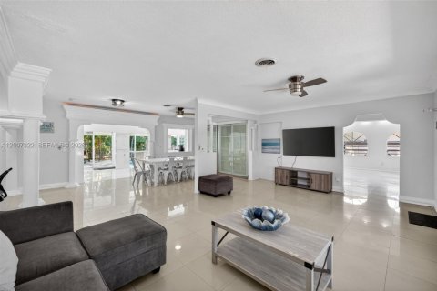 Villa ou maison à vendre à Fort Lauderdale, Floride: 4 chambres, 191.01 m2 № 2072865 - photo 12