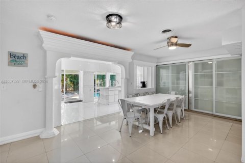 Villa ou maison à vendre à Fort Lauderdale, Floride: 4 chambres, 191.01 m2 № 2072865 - photo 13