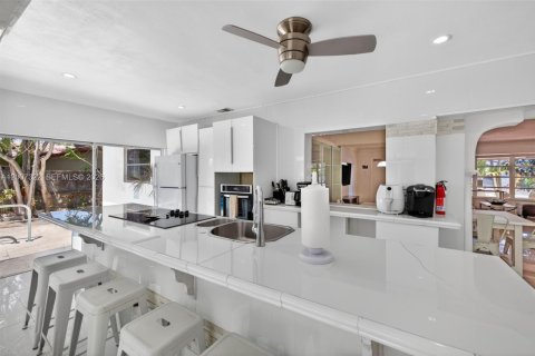Villa ou maison à vendre à Fort Lauderdale, Floride: 4 chambres, 191.01 m2 № 2072865 - photo 20