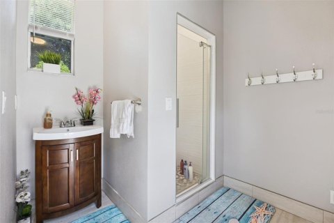 Casa en venta en Oakland, Florida, 6 dormitorios, 371.7 m2 № 2195796 - foto 28