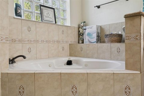 Casa en venta en Oakland, Florida, 6 dormitorios, 371.7 m2 № 2195796 - foto 17
