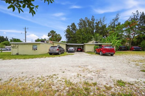 Propiedad comercial en venta en Pompano Beach, Florida, 173.91 m2 № 2155168 - foto 5