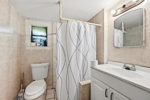 Propiedad comercial en venta en Pompano Beach, Florida, 173.91 m2 № 2155168 - foto 30