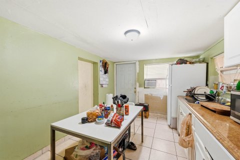 Propiedad comercial en venta en Pompano Beach, Florida, 173.91 m2 № 2155168 - foto 24