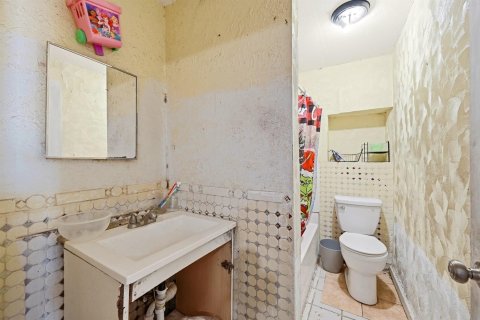 Propiedad comercial en venta en Pompano Beach, Florida, 173.91 m2 № 2155168 - foto 20