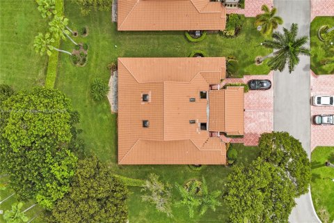 House in Delray Beach, Florida 2 bedrooms, 139.35 sq.m. № 1898054 - photo 9