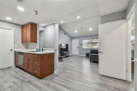 Copropriété à louer à Saint Petersburg, Floride: 2 chambres, 95.5 m2 № 1778260 - photo 13