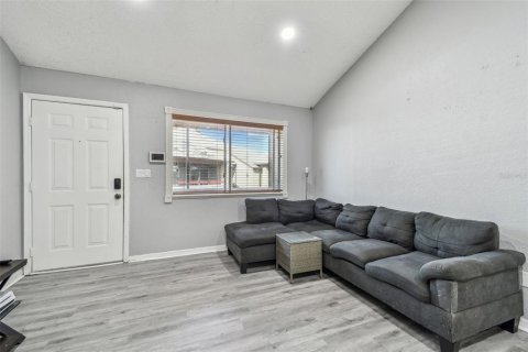 Copropriété à louer à Saint Petersburg, Floride: 2 chambres, 95.5 m2 № 1778260 - photo 8
