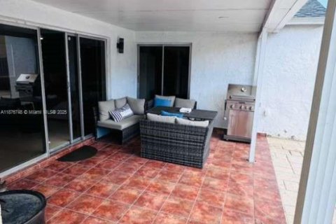 Купить виллу или дом в Майами, Флорида 4 спальни, 208.01м2, № 2034266 - фото 27