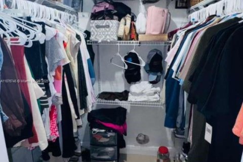 Купить виллу или дом в Майами, Флорида 4 спальни, 208.01м2, № 2034266 - фото 14