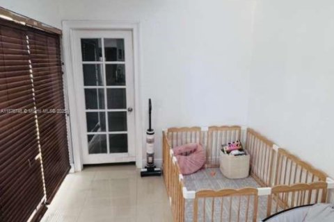 Купить виллу или дом в Майами, Флорида 4 спальни, 208.01м2, № 2034266 - фото 11