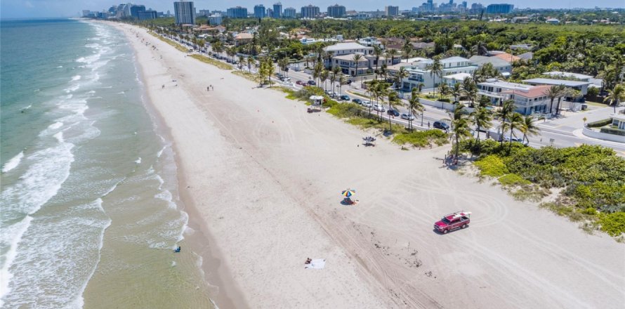 Villa ou maison à Fort Lauderdale, Floride 5 chambres, 384.62 m2 № 735435