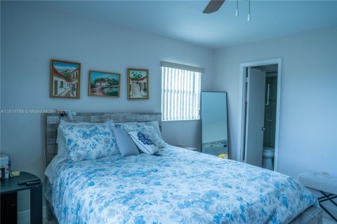Condo in Sunrise, Florida, 2 bedrooms  № 1766636 - photo 8