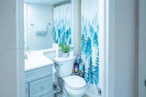 Condo in Sunrise, Florida, 2 bedrooms  № 1766636 - photo 4