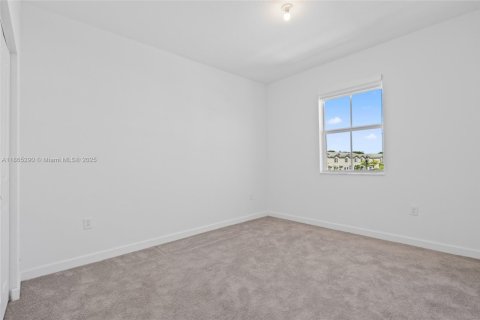 Townhouse in Homestead, Florida 3 bedrooms, 169.73 sq.m. № 1893466 - photo 19