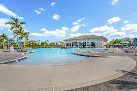 Townhouse in Homestead, Florida 3 bedrooms, 169.73 sq.m. № 1893466 - photo 11